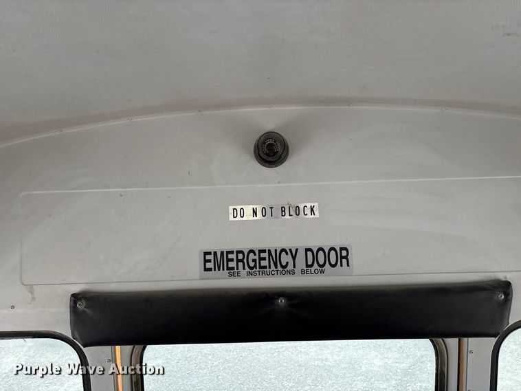 image for item EO4413 2007 Blue Bird All American school bus
