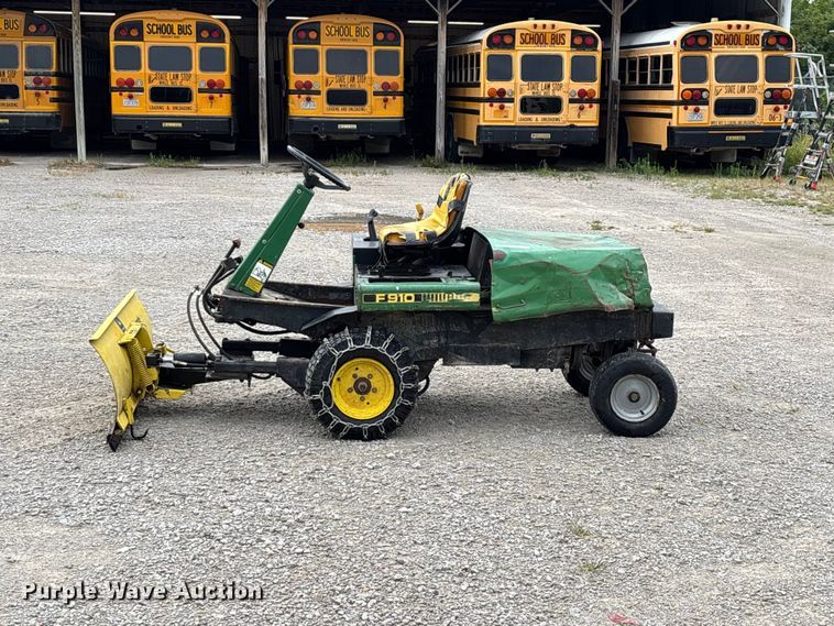 image for item EO4414 John Deere F910 lawn mower