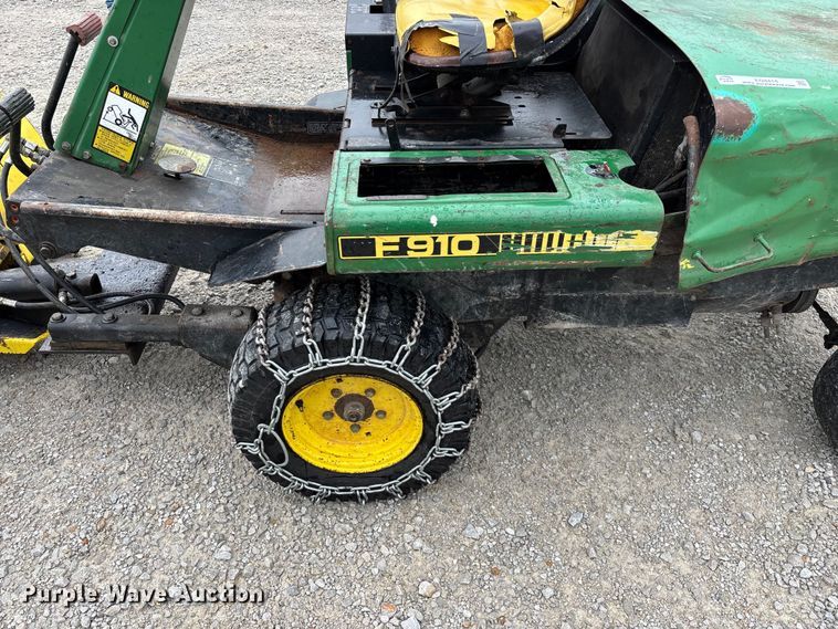 image for item EO4414 John Deere F910 lawn mower