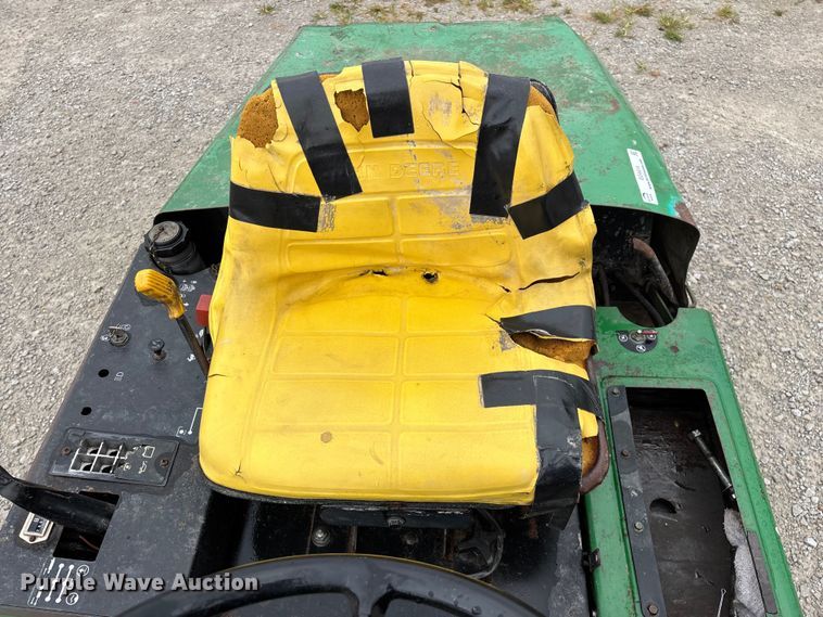 image for item EO4414 John Deere F910 lawn mower
