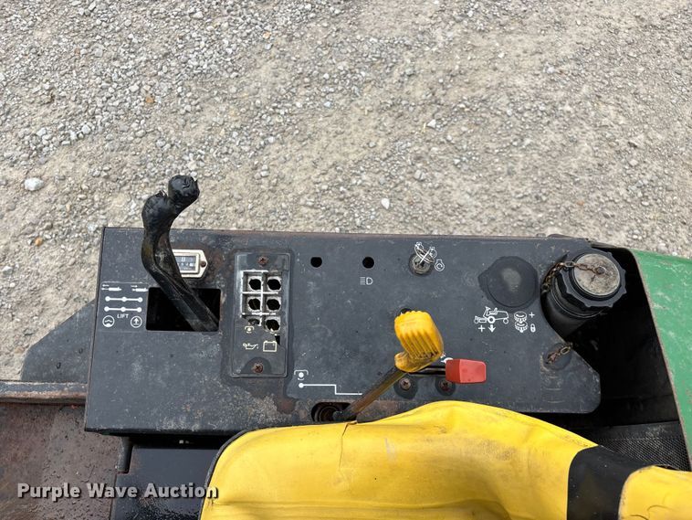 image for item EO4414 John Deere F910 lawn mower