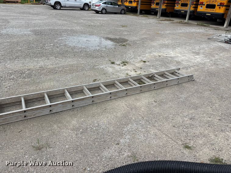 image for item EO4416 Werner Saf-T-Master D-1136-2X ladder