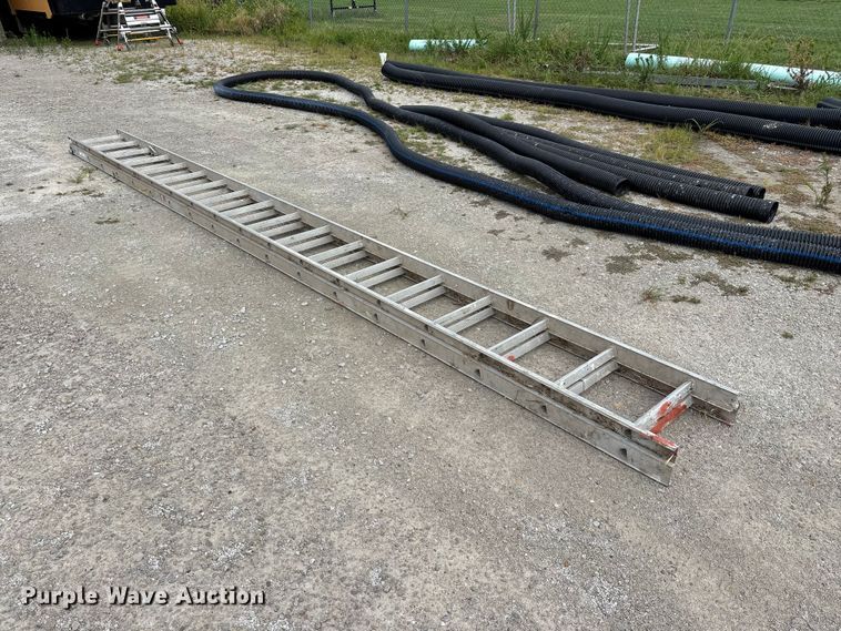 image for item EO4416 Werner Saf-T-Master D-1136-2X ladder