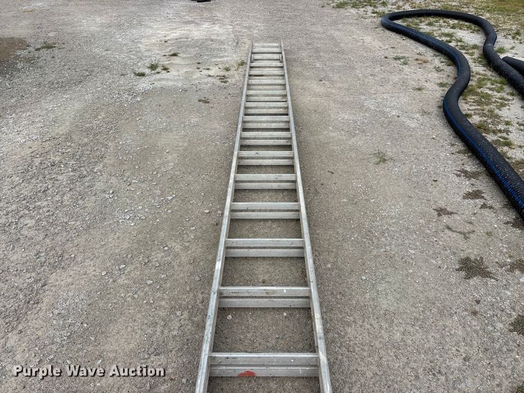 image for item EO4416 Werner Saf-T-Master D-1136-2X ladder