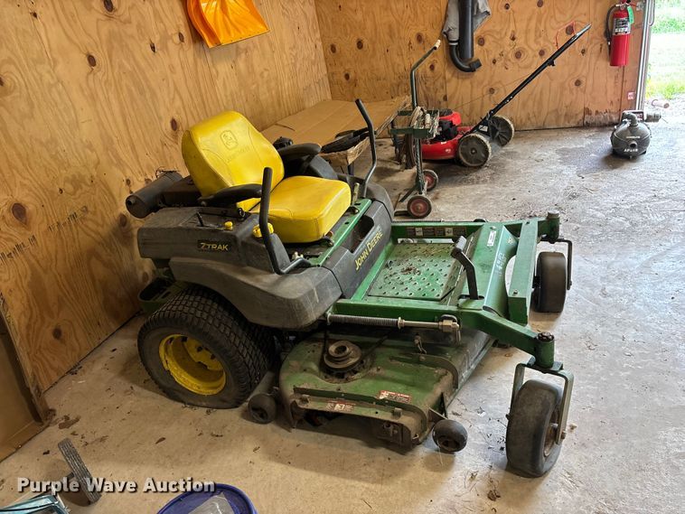 image for item EO4417 John Deere 757 ZTR lawn mower
