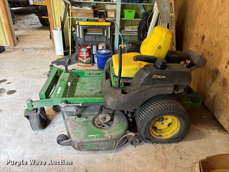 image for item EO4417 John Deere 757 ZTR lawn mower