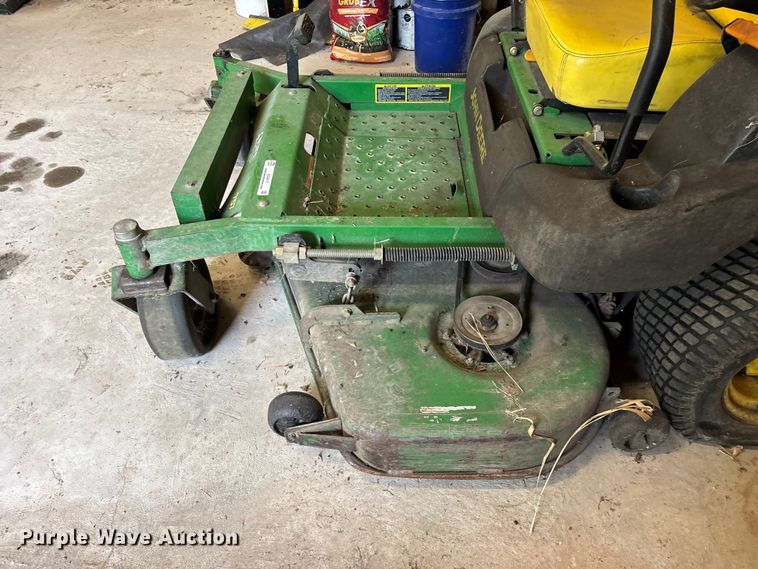image for item EO4417 John Deere 757 ZTR lawn mower