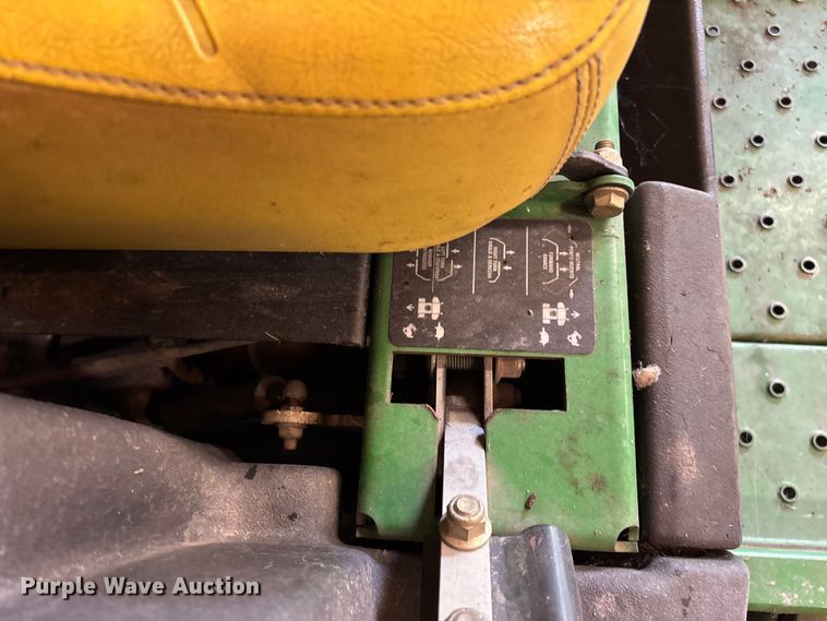 image for item EO4417 John Deere 757 ZTR lawn mower