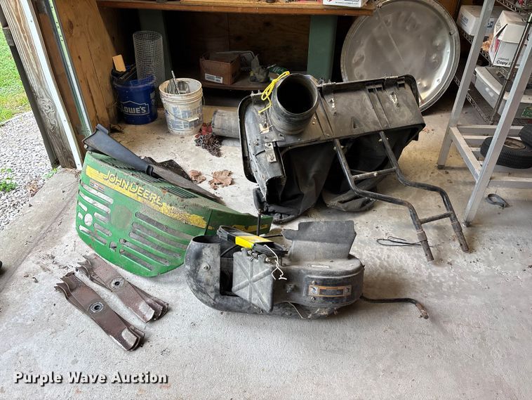 image for item EO4417 John Deere 757 ZTR lawn mower
