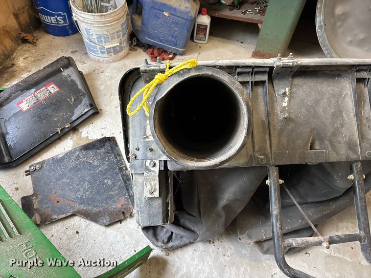 image for item EO4417 John Deere 757 ZTR lawn mower