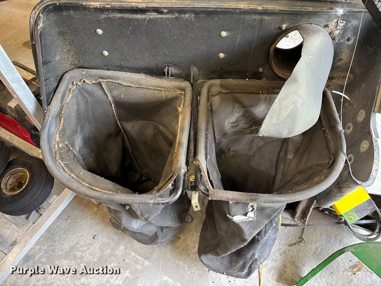 image for item EO4417 John Deere 757 ZTR lawn mower