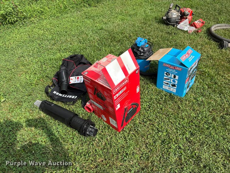 image for item EO4420 (2) vacuums