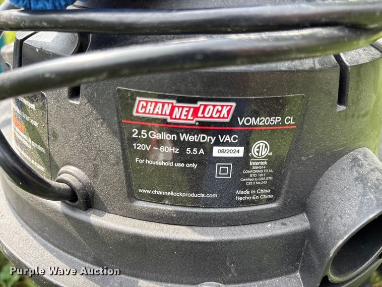image for item EO4420 (2) vacuums