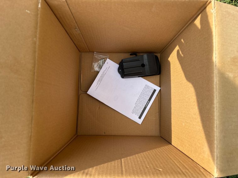 image for item EO4420 (2) vacuums