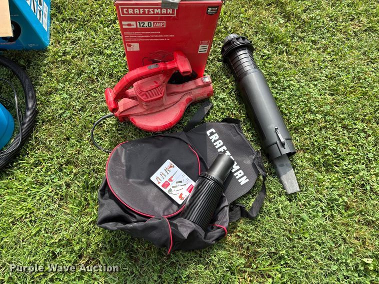 image for item EO4420 (2) vacuums