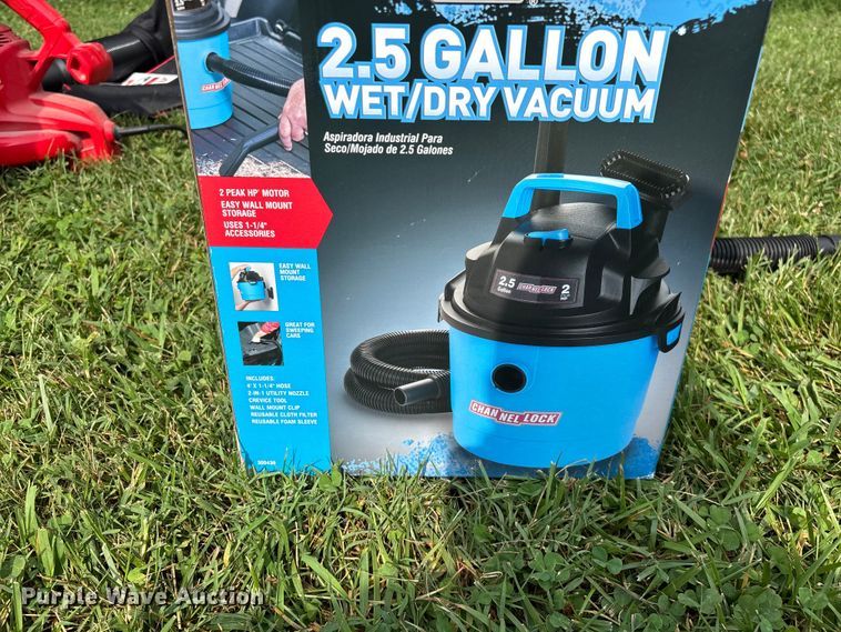 image for item EO4420 (2) vacuums