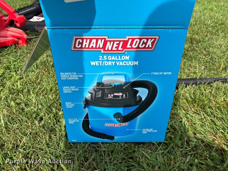 image for item EO4420 (2) vacuums