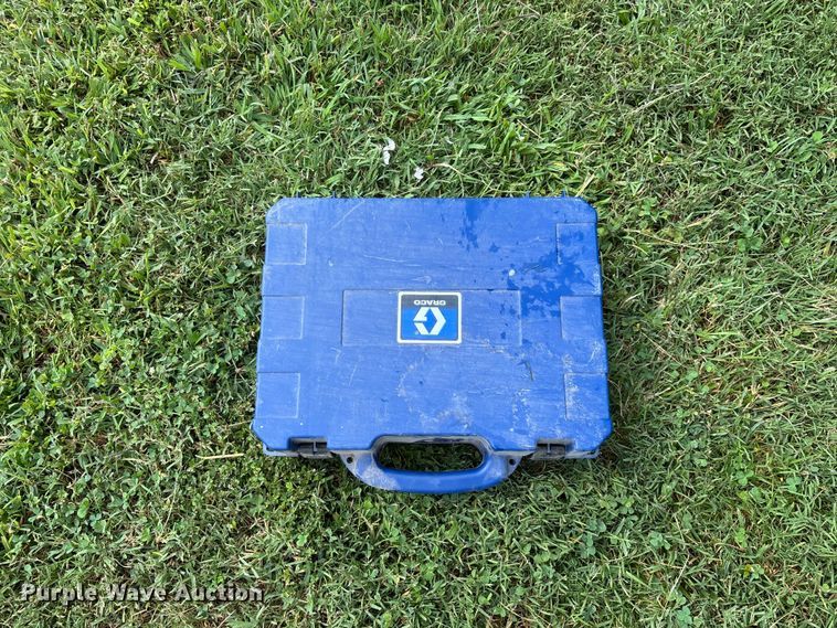 image for item EO4421 Graco TrueCoat Plus electric paint sprayer