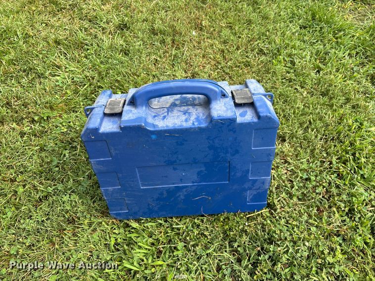 image for item EO4421 Graco TrueCoat Plus electric paint sprayer