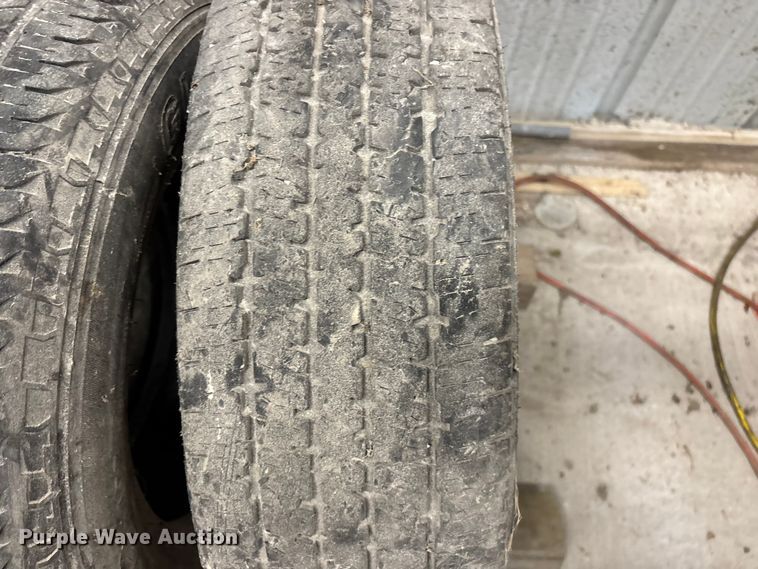 image for item EO4423 Tires