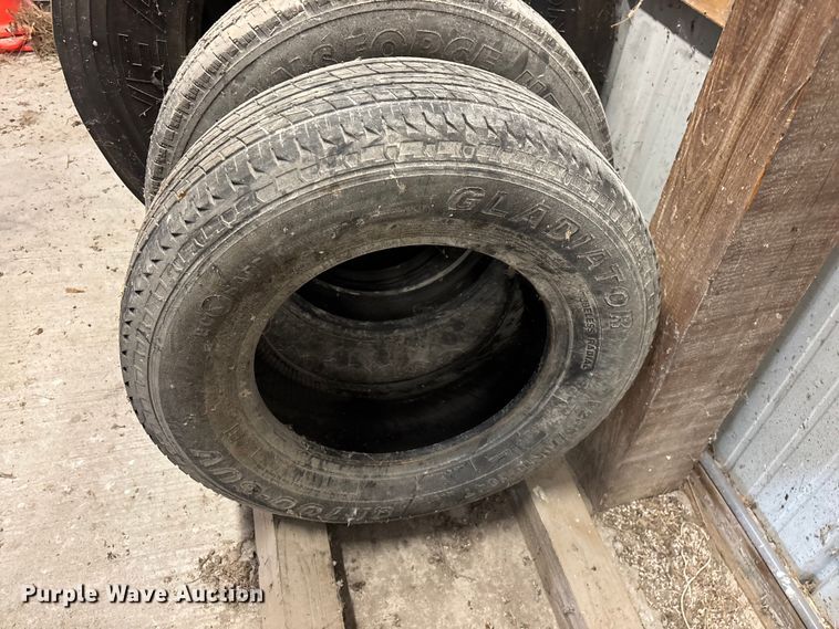 image for item EO4423 Tires
