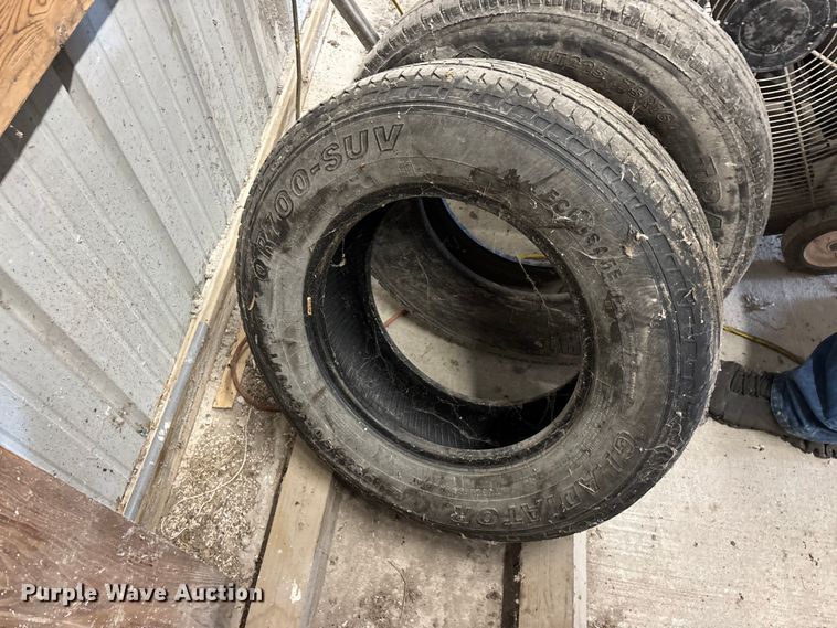 image for item EO4423 Tires