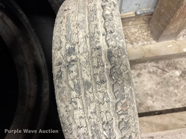 image for item EO4423 Tires