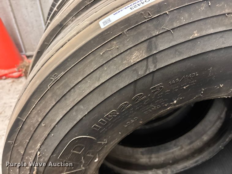 image for item EO4423 Tires