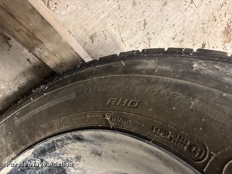 image for item EO4423 Tires
