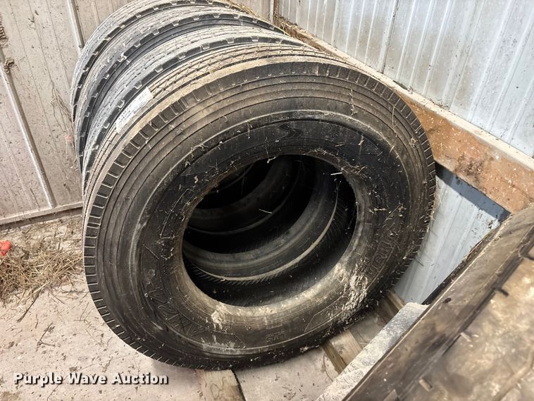 image for item EO4423 Tires