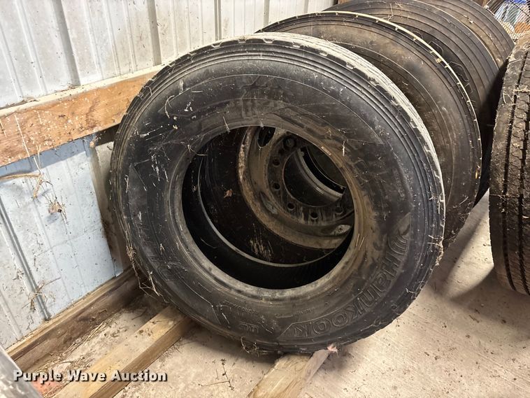 image for item EO4423 Tires
