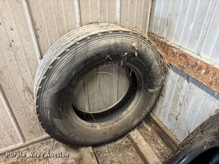 image for item EO4423 Tires