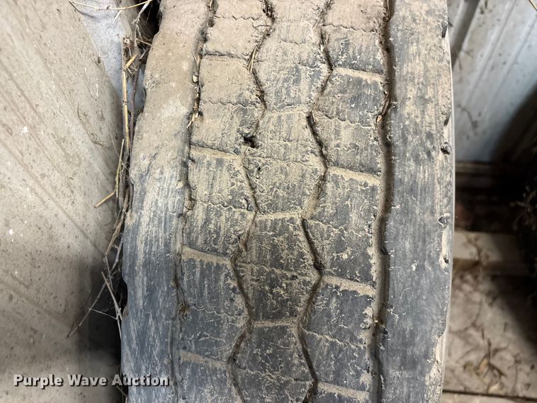 image for item EO4423 Tires