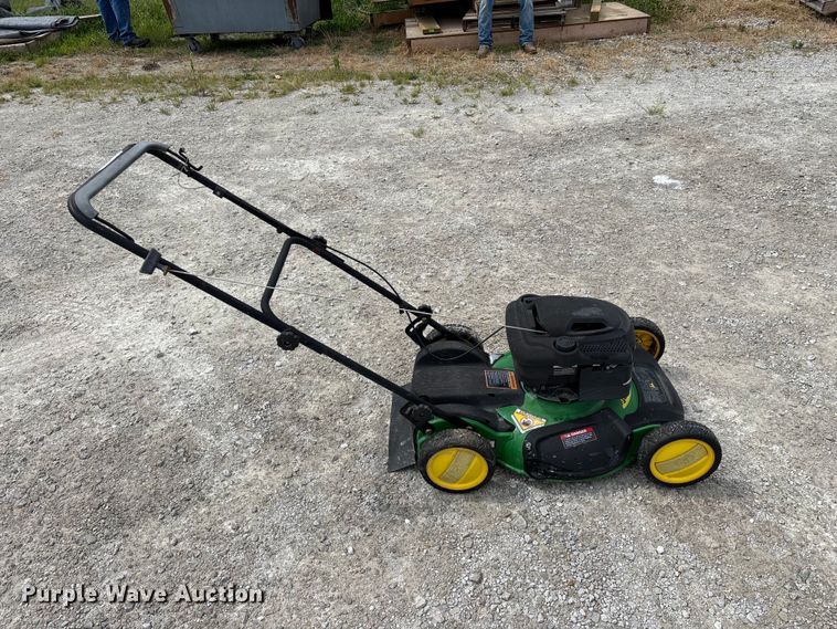 image for item EO4425 John Deere JS60 push mower
