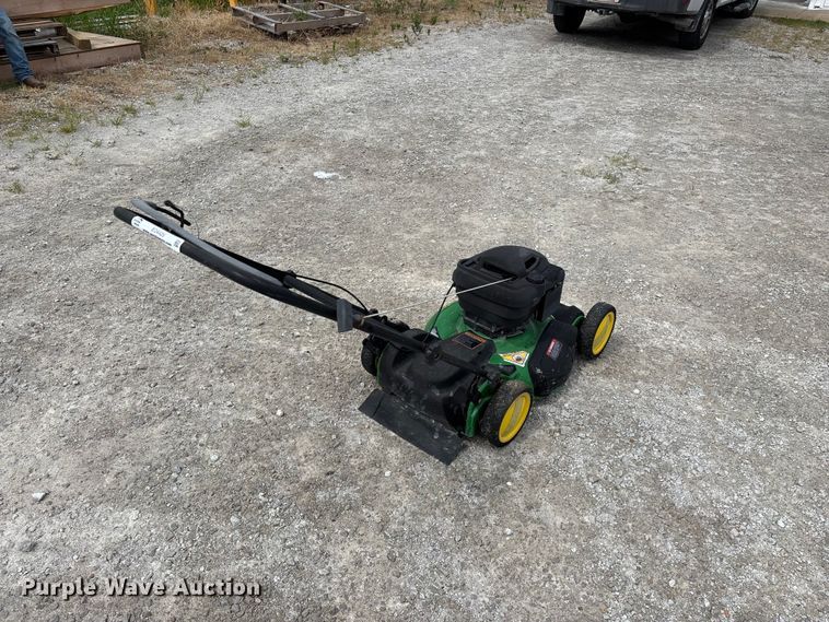 image for item EO4425 John Deere JS60 push mower