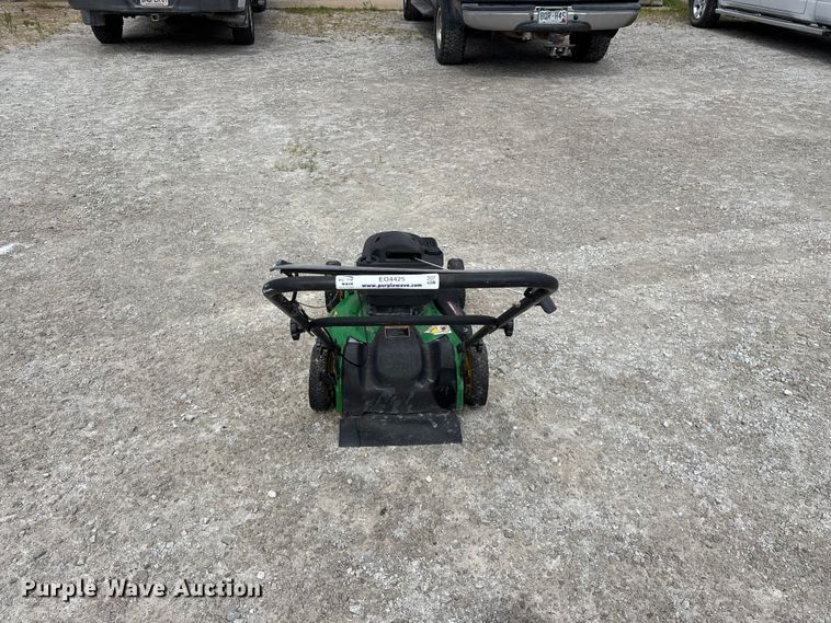 image for item EO4425 John Deere JS60 push mower