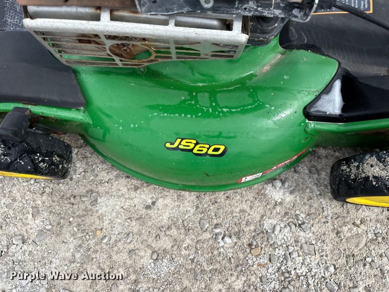 image for item EO4425 John Deere JS60 push mower