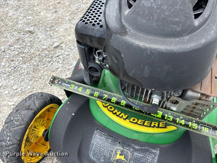 image for item EO4425 John Deere JS60 push mower
