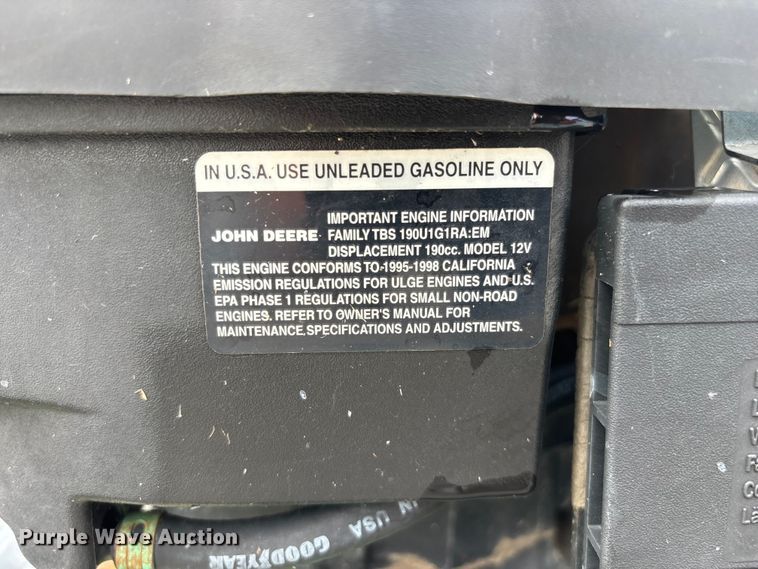 image for item EO4425 John Deere JS60 push mower