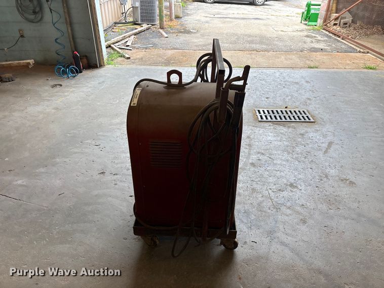 image for item EO4426 Lincoln Arc Welder Idealarc 250-250 welder