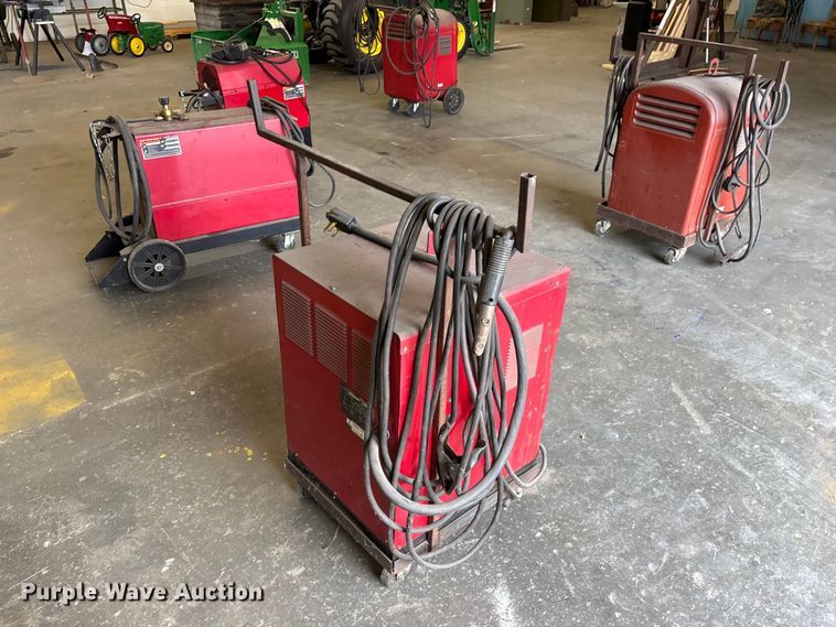 image for item EO4427 Lincoln Electric Idealarc 250 welder