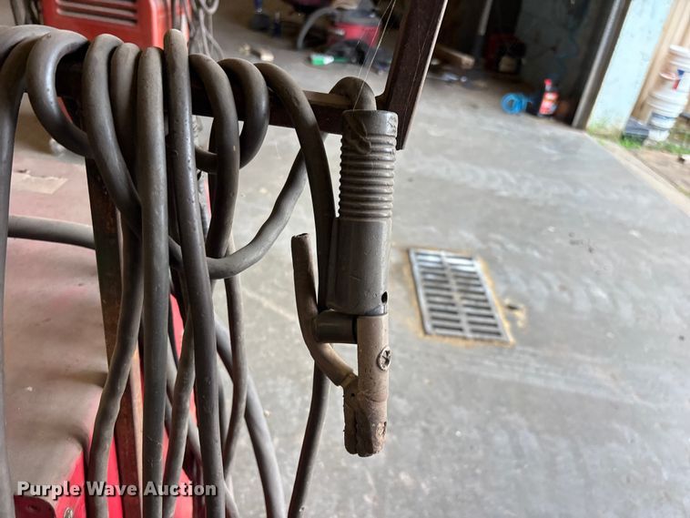 image for item EO4427 Lincoln Electric Idealarc 250 welder