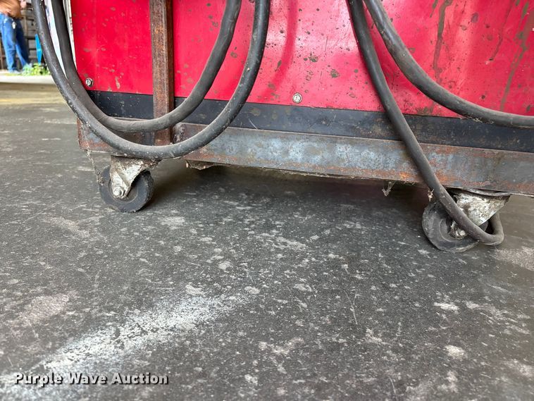 image for item EO4427 Lincoln Electric Idealarc 250 welder