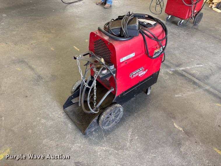image for item EO4429 Lincoln Electric Precision Tig 185 welder