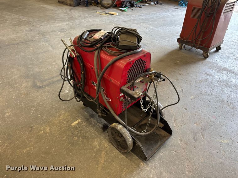 image for item EO4429 Lincoln Electric Precision Tig 185 welder