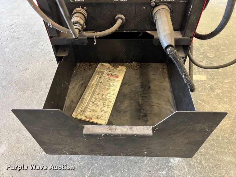 image for item EO4429 Lincoln Electric Precision Tig 185 welder