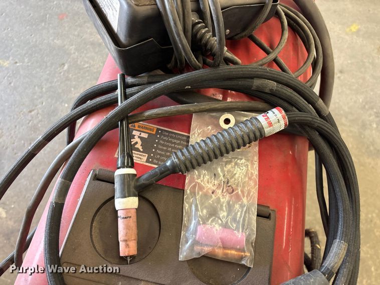 image for item EO4429 Lincoln Electric Precision Tig 185 welder