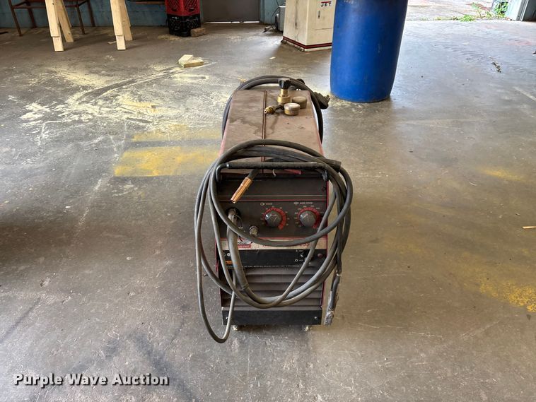 image for item EO4430 Lincoln Electric Wire-Matic 225 welder