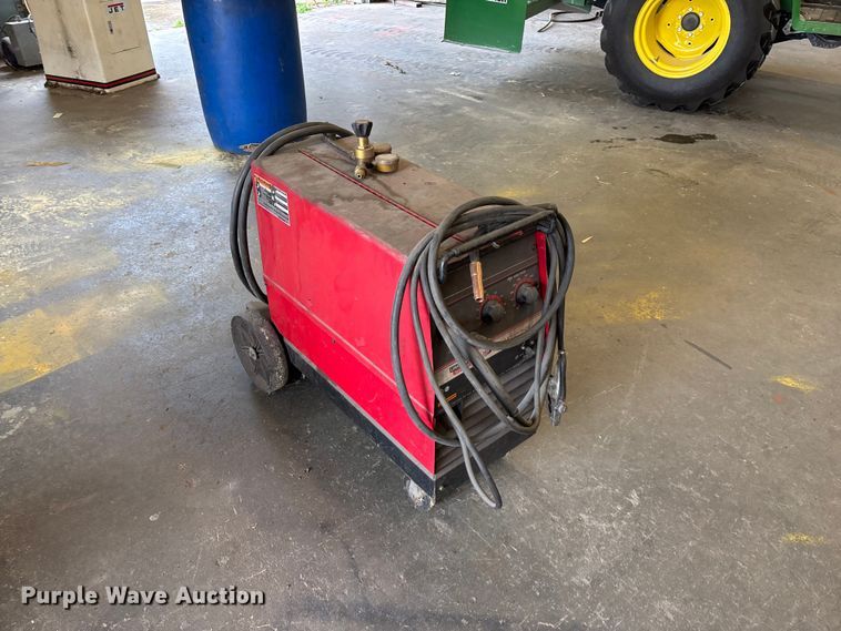 image for item EO4430 Lincoln Electric Wire-Matic 225 welder