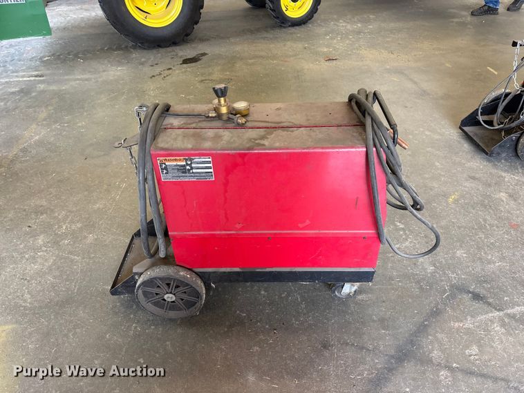 image for item EO4430 Lincoln Electric Wire-Matic 225 welder